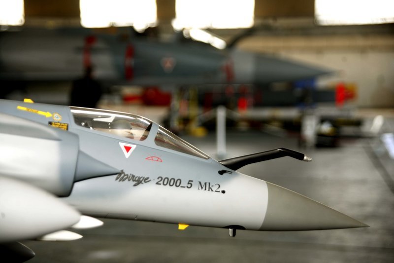 Ποιο είναι το μαχητικό Mιράζ 2000-5 της Πολεμικής Αεροπορίας που έπεσε κοντά στη Σκύρο [εικόνες & βίντεο]  | iefimerida.gr 2