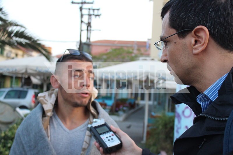 Το iefimerida στη Μυτιλήνη -Μετανάστες έστησαν σκηνές και έκαναν καταυλισμό κεντρική πλατεία - «Η Μόρια είναι μια κόλαση» [εικόνες]  | iefimerida.gr 5