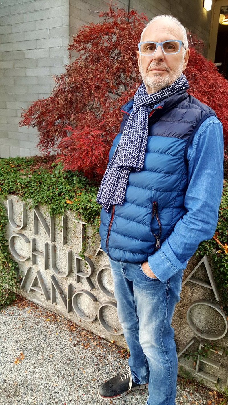 Αποκάλυψε το νέο «μηχάνημα αυτοκτονίας» -Μπαίνεις μέσα και πεθαίνεις μόνος σου [εικόνες]  | iefimerida.gr 1