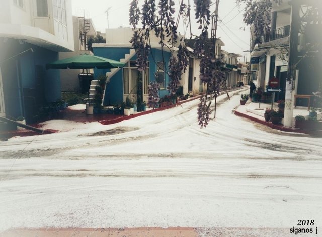 Ο καιρός τρελάθηκε στην Κρήτη -Πάσχα με... χιόνι και χαλάζι [εικόνες] | iefimerida.gr 1