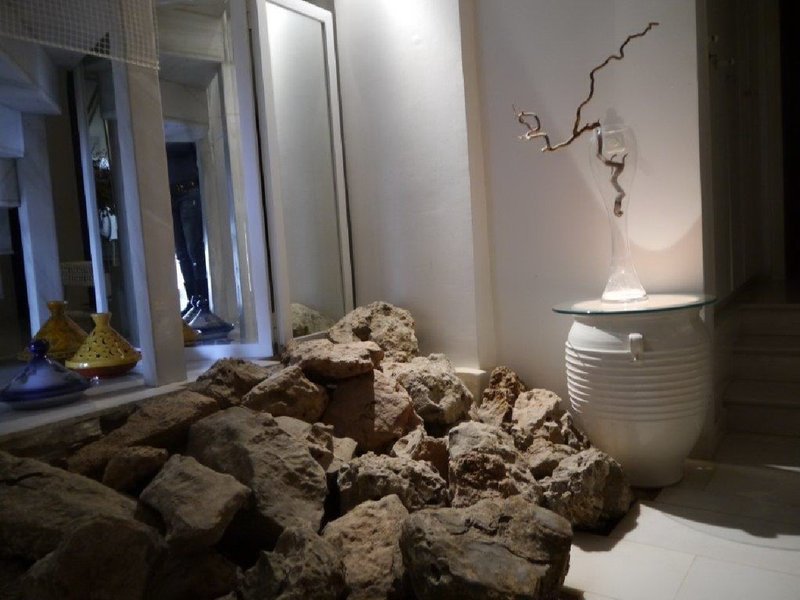 Πωλείται το εντυπωσιακό, κατάλευκο, σπίτι της Ζωής Λάσκαρη στο Πόρτο Ράφτη -Εκπληκτική θέα, κήποι όνειρο, πισίνα [εικόνες]  | iefimerida.gr 18