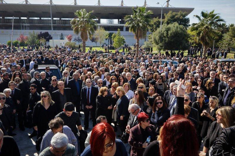 Πώς αποφάσισε να μένουν κλειστά τα καταστήματα την Κυριακή ο Στέλιος Σκλαβενίτης -Αποκάλυψη στον επικήδειο | iefimerida.gr 3