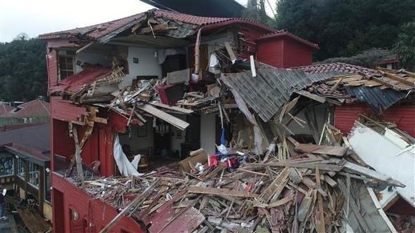 Απίστευτες φωτογραφίες από το αρχοντικό που «εμβολίστηκε» από τάνκερ στον Βόσπορο [εικόνες] | iefimerida.gr 2