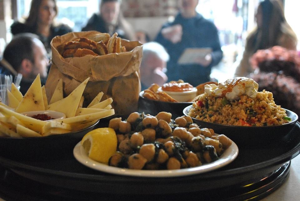 Γαστρονομικός περίπατος στις αγορές Μοδιάνο και Καπάνι [εικόνες] | iefimerida.gr 1