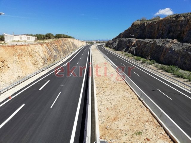 Kρήτη: Παραδίδεται το νέο τμήμα του ΒΟΑΚ, Γούρνες-Χερσόνησος [εικόνες & βίντεο] | iefimerida.gr 0