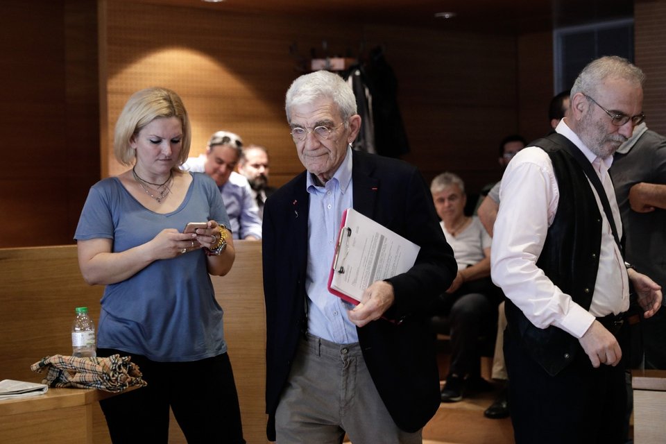 Μπουτάρης: Μου επιτέθηκαν οργανωμένοι φασίστες- Τραμπούκοι είναι και υψηλά ιστάμενοι σε όλα τα κόμματα [βίντεο] | iefimerida.gr 0