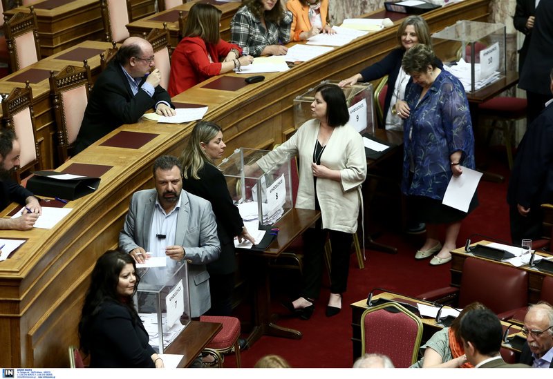 Live η συζήτηση στη Βουλή για το πόρισμα Novartis - Η ώρα της ψηφοφορίας | iefimerida.gr 3