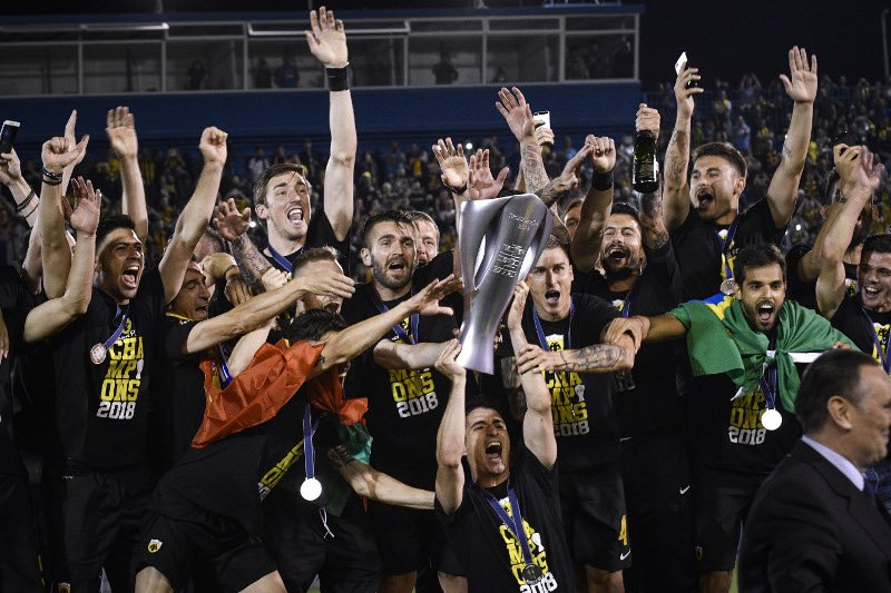 Η στέψη της πρωταθλήτριας ΑΕΚ μέσα στη Ριζούπολη [εικόνες] | iefimerida.gr 7