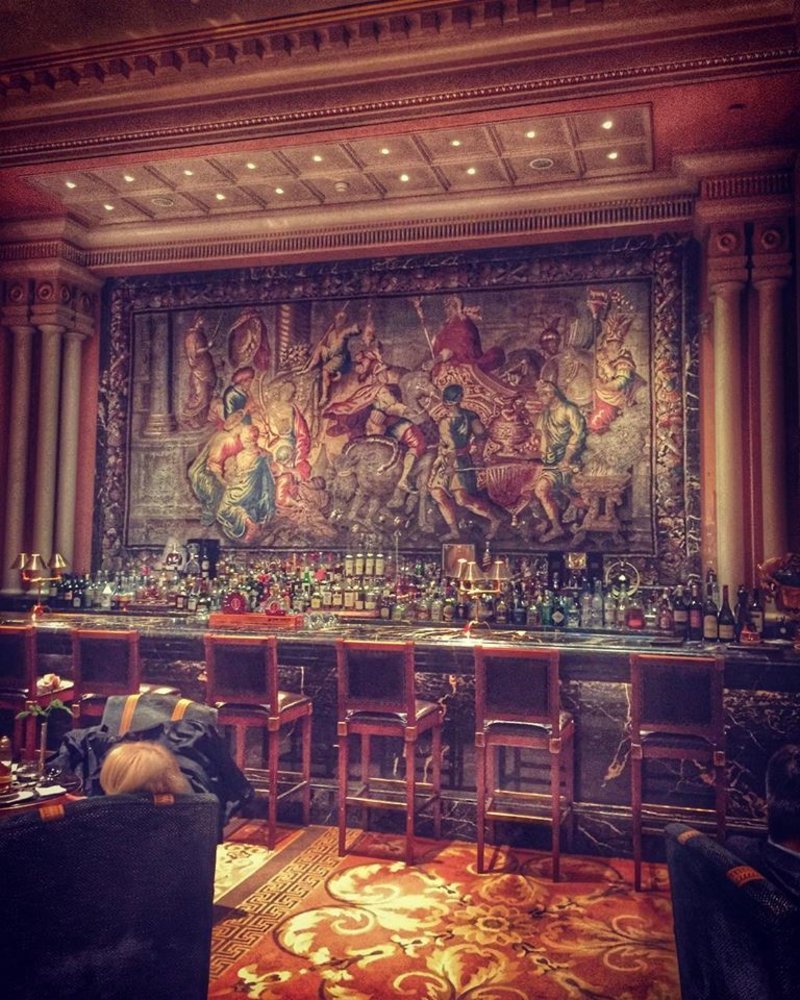 Alexander's Bar: Το μπαρ της «Μεγάλης Βρετανίας» στο οποίο έχει υποκλιθεί ακόμη και το Forbes [εικόνες] | iefimerida.gr 3