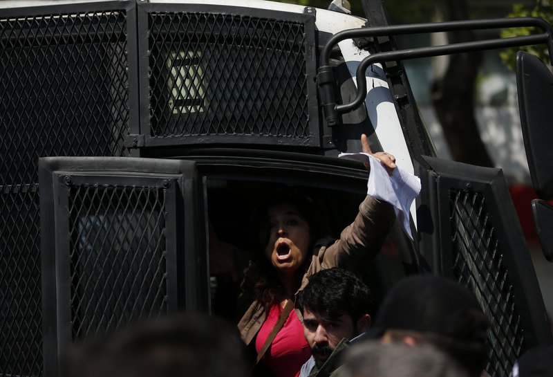 Tουρκία: Επεισόδια και 84 συλλήψεις για την Πρωτομαγιά στην πλατεία Ταξίμ [εικόνες] | iefimerida.gr 4