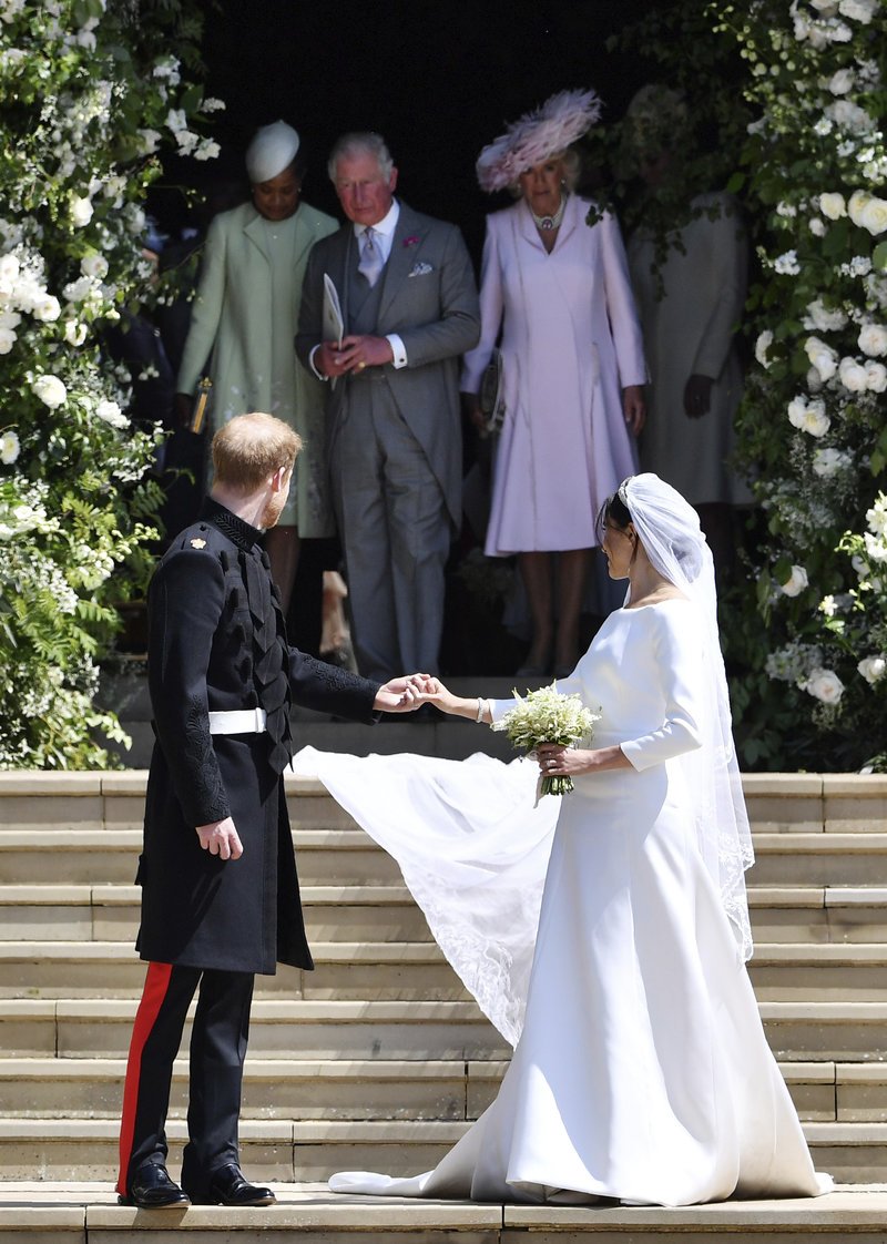 Οι δύο λέξεις στο γάμο που έφεραν κοντά Χάρι-Κάρολο, μετά από 20 χρόνια -Μια σχέση κόλαση [εικόνες] | iefimerida.gr 13