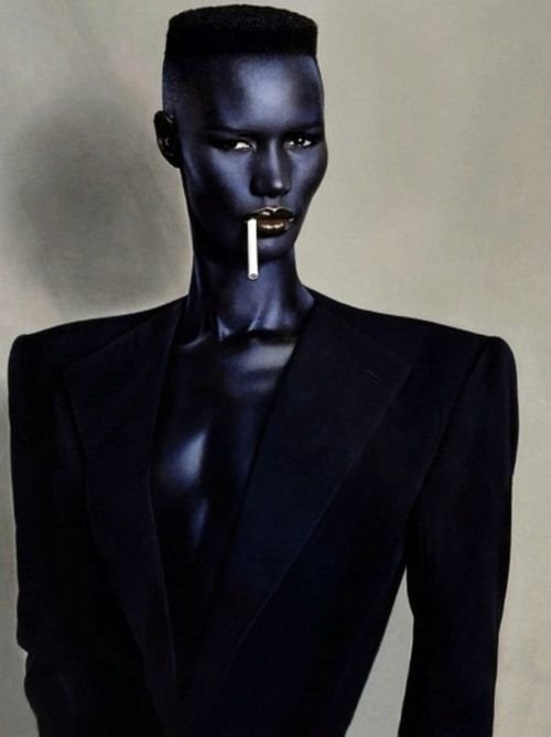 H Grace Jones έγινε 70 ετών -Το εκκεντρικό φρικιό πάντα μαγεύει [εικόνες] | iefimerida.gr 4