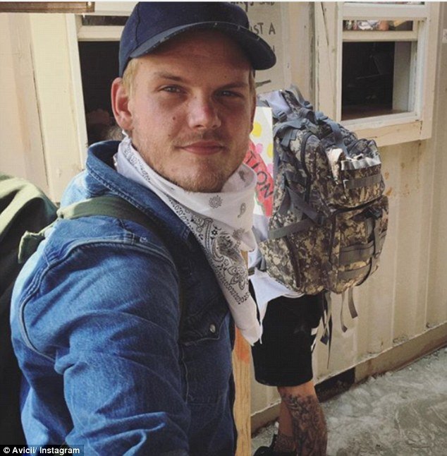 Εκοψε τις φλέβες του ο Avicii -Πέθανε από αιμορραγία [εικόνες] | iefimerida.gr 0