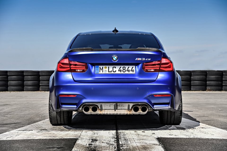 Η CS είναι η πιο δυνατή BMW M3 | iefimerida.gr 1