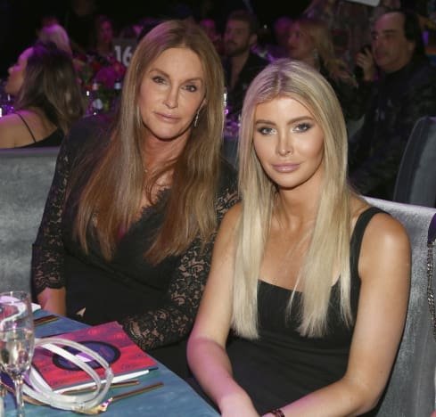 Αυτή είναι η τρανσέξουαλ φοιτήτρια που θα παντρευτεί η Caitlyn Jenner [εικόνες] | iefimerida.gr 0