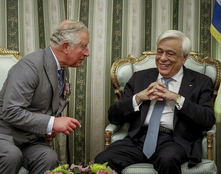 Το Twitter διασκέδασε με την επίσκεψη Καρόλου -Τα αστεία για την Περιστέρα-Pigeon [εικόνες] | iefimerida.gr 10