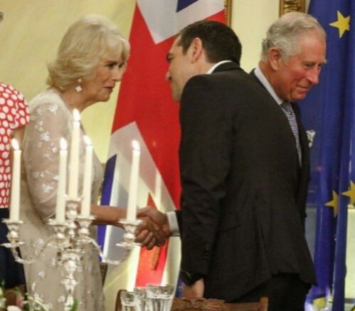 Το Twitter διασκέδασε με την επίσκεψη Καρόλου -Τα αστεία για την Περιστέρα-Pigeon [εικόνες] | iefimerida.gr 18