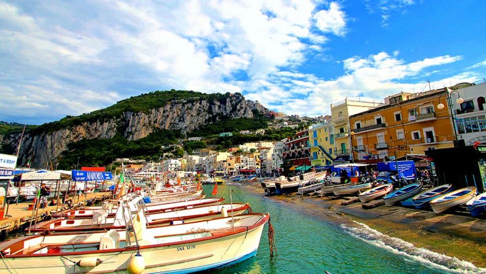 Αξίζει να κάνει σήμερα κανείς διακοπές στο Κάπρι; [εικόνες] | iefimerida.gr 12
