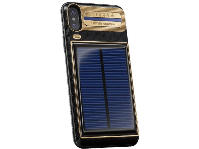 Ρωσική εταιρεία κατασκεύασε θήκη iPhone με ηλιακά πάνελ -Εστειλε μία στον Ελον Μασκ | iefimerida.gr 1
