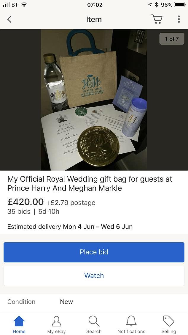 Πουλούν στο eBay 400 δολάρια την μπομπονιέρα του Χάρι και της Μέγκαν [εικόνες] | iefimerida.gr 1