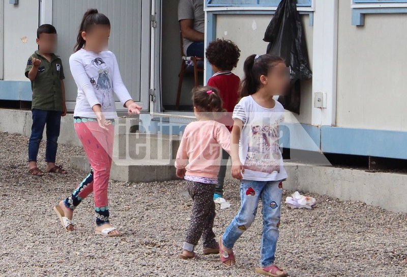 To iefimerida στο Κέντρο Υποδοχής Εβρου: 9 φορές πάνω οι ροές μεταναστών, 119 ασυνόδευτα παιδιά [εικόνες] | iefimerida.gr 3