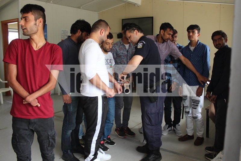 To iefimerida στο Κέντρο Υποδοχής Εβρου: 9 φορές πάνω οι ροές μεταναστών, 119 ασυνόδευτα παιδιά [εικόνες] | iefimerida.gr 0