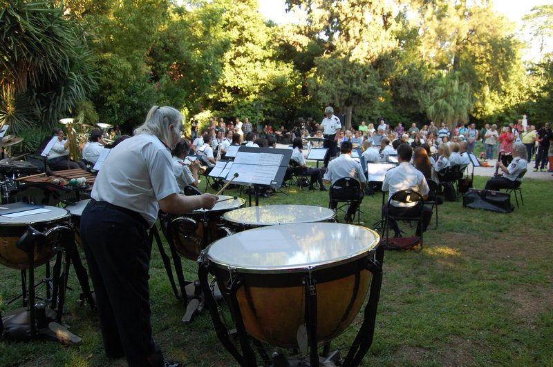 Γιόγκα, πιλάτες και συναυλίες σε Εθνικό Κήπο και πάρκα της Αθήνας [πρόγραμμα] | iefimerida.gr 4