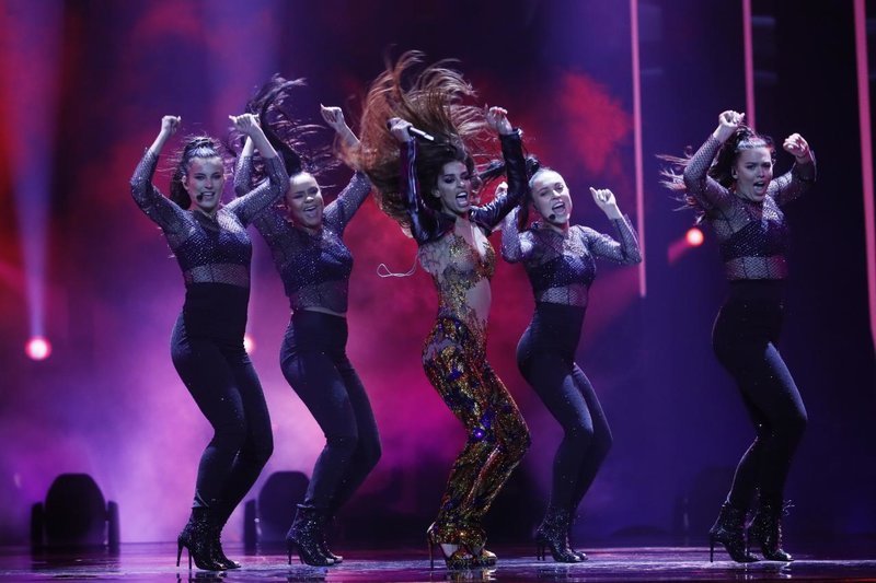 Βρετανικός Τύπος: Με άρωμα από... Παπαρίζου η εμφάνιση της Ελένης Φουρέιρα στην Eurovision [εικόνες & βίντεο] | iefimerida.gr 1