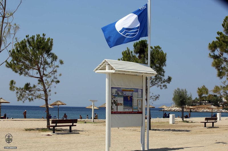 Τα κατάφερε ξανά η Γλυφάδα -Γαλάζια σημαία για δεύτερη συνεχόμενη χρονιά στην παραλία της | iefimerida.gr 2