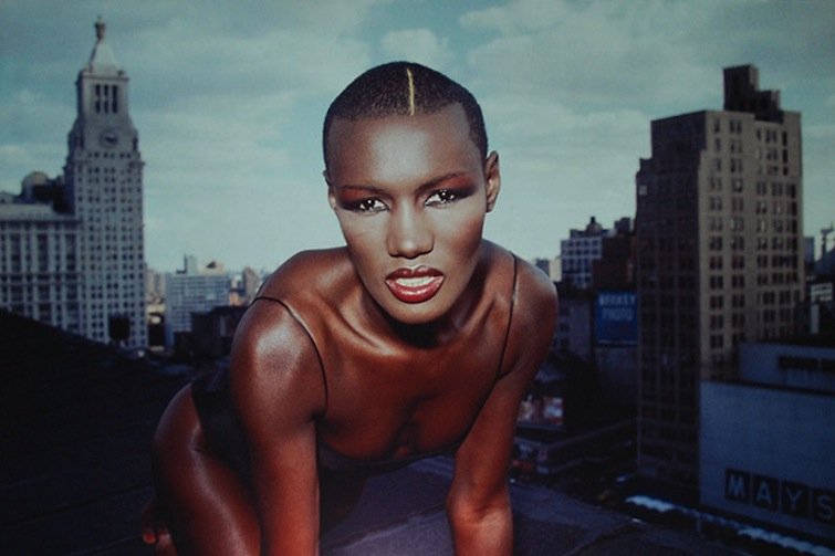 H Grace Jones έγινε 70 ετών -Το εκκεντρικό φρικιό πάντα μαγεύει [εικόνες] | iefimerida.gr 1