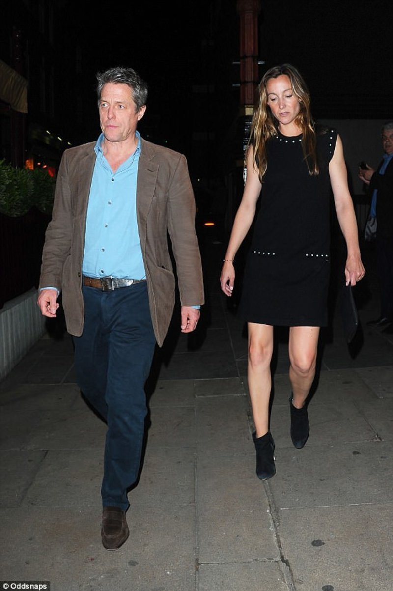  Παντρεύτηκε ο «αιώνιος εργένης» Χιου Γκραντ [εικόνες] | iefimerida.gr 3