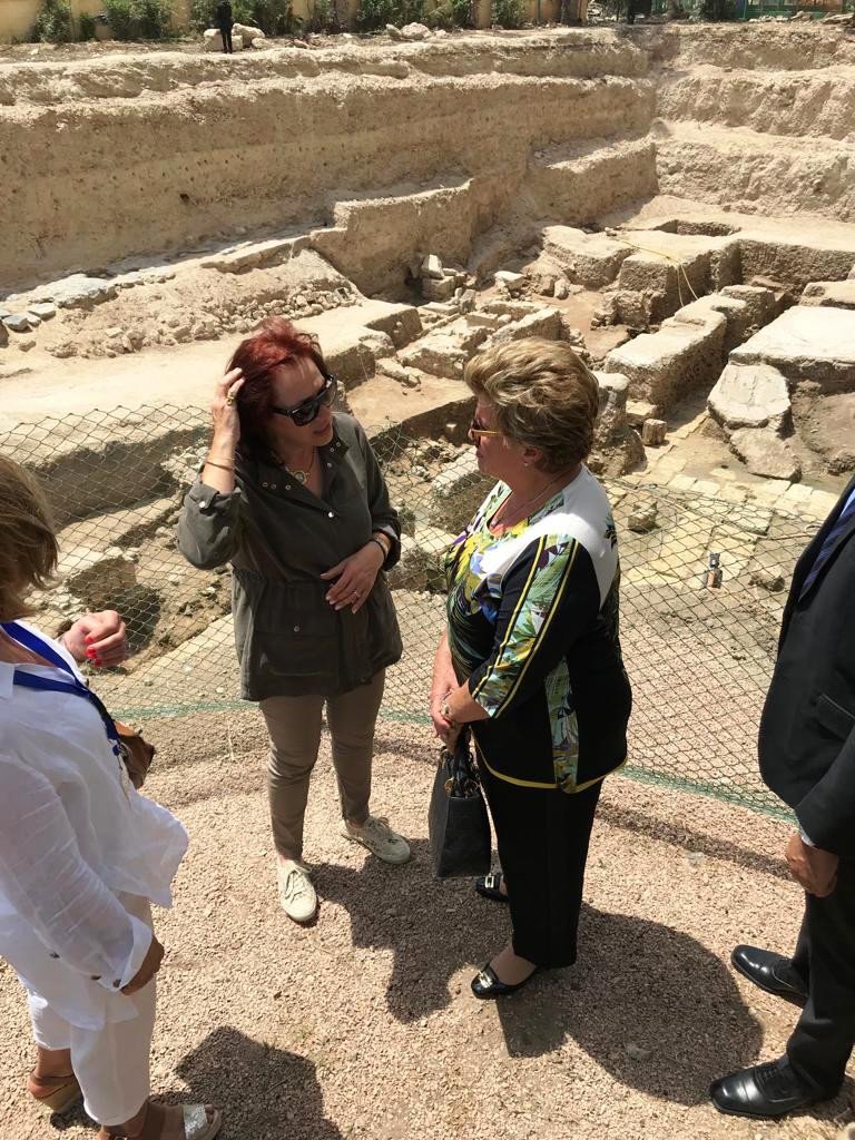 Σε ανασκαφή στους κήπους Σαλαλάτ της Αλεξάνδρειας ο Παυλόπουλος [εικόνες] | iefimerida.gr 3