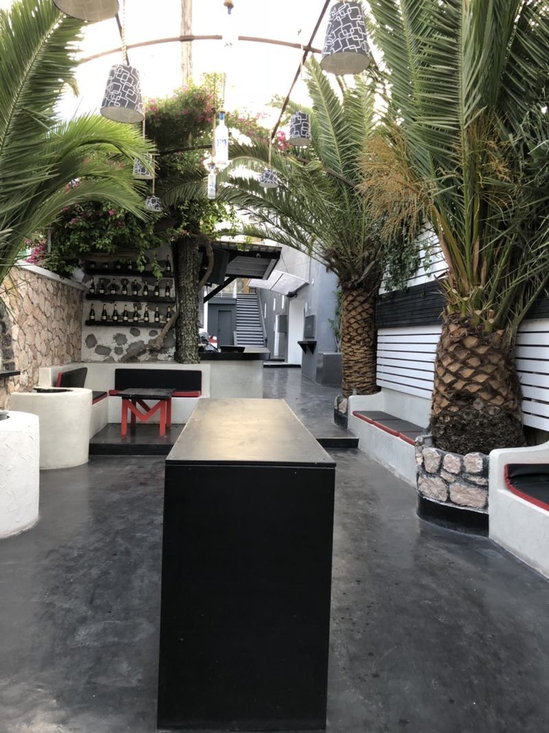 Πρωτομαγιάτικο «ντου» της εφορίας σε Μύκονο και Σαντορίνη -Τους έπιασαν στον ύπνο [εικόνες] | iefimerida.gr 10