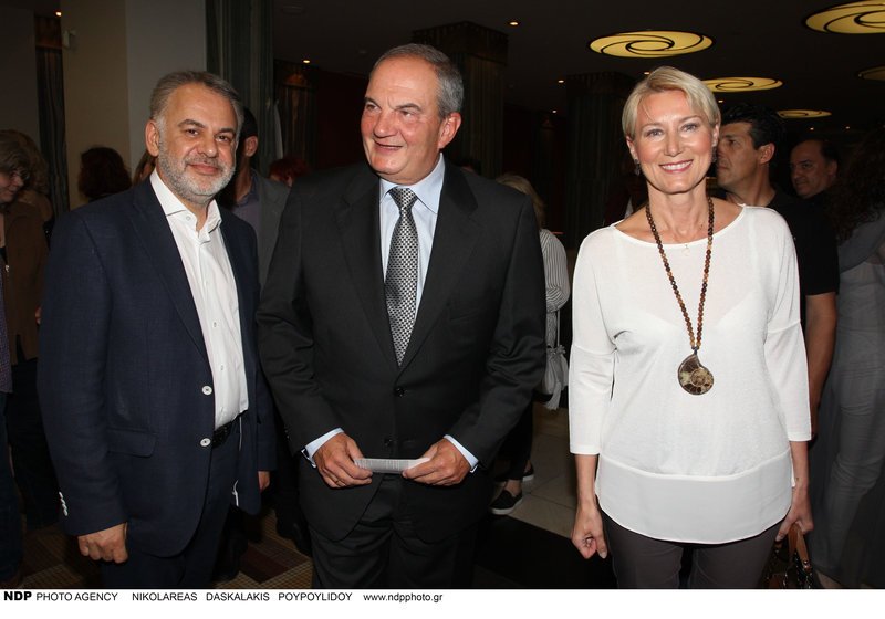 Κώστας Καραμανλής–Νατάσα Παζαΐτη, μαζί στη συναυλία του Σπανουδάκη [εικόνες] | iefimerida.gr 1