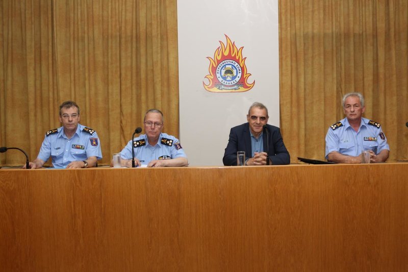 Στην Πυροσβεστική ετοιμάζονται για την αντιπυρική περίοδο -Σύσκεψη υπό τον γ.γ. Πολιτικής Προστασίας [εικόνες] | iefimerida.gr 0