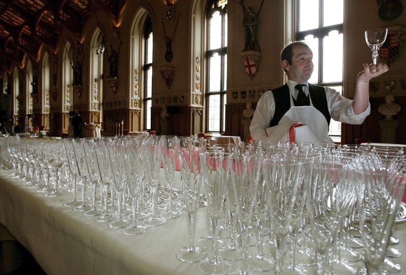 Αυτός είναι ο επιβλητικός χώρος που θα γίνει η δεξίωση της Μέγκαν και του Χάρι- Ο μπουφές, η τούρτα και η ομιλία της νύφης [εικόνες] | iefimerida.gr 2