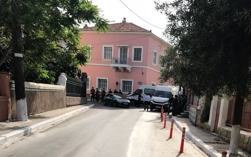 «Βούλιαξε» η Λέσβος από αγανακτισμένους κατά Τσίπρα [εικόνες & βίντεο] | iefimerida.gr 24