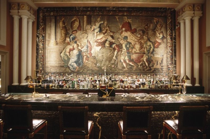 Alexander's Bar: Το μπαρ της «Μεγάλης Βρετανίας» στο οποίο έχει υποκλιθεί ακόμη και το Forbes [εικόνες] | iefimerida.gr 0