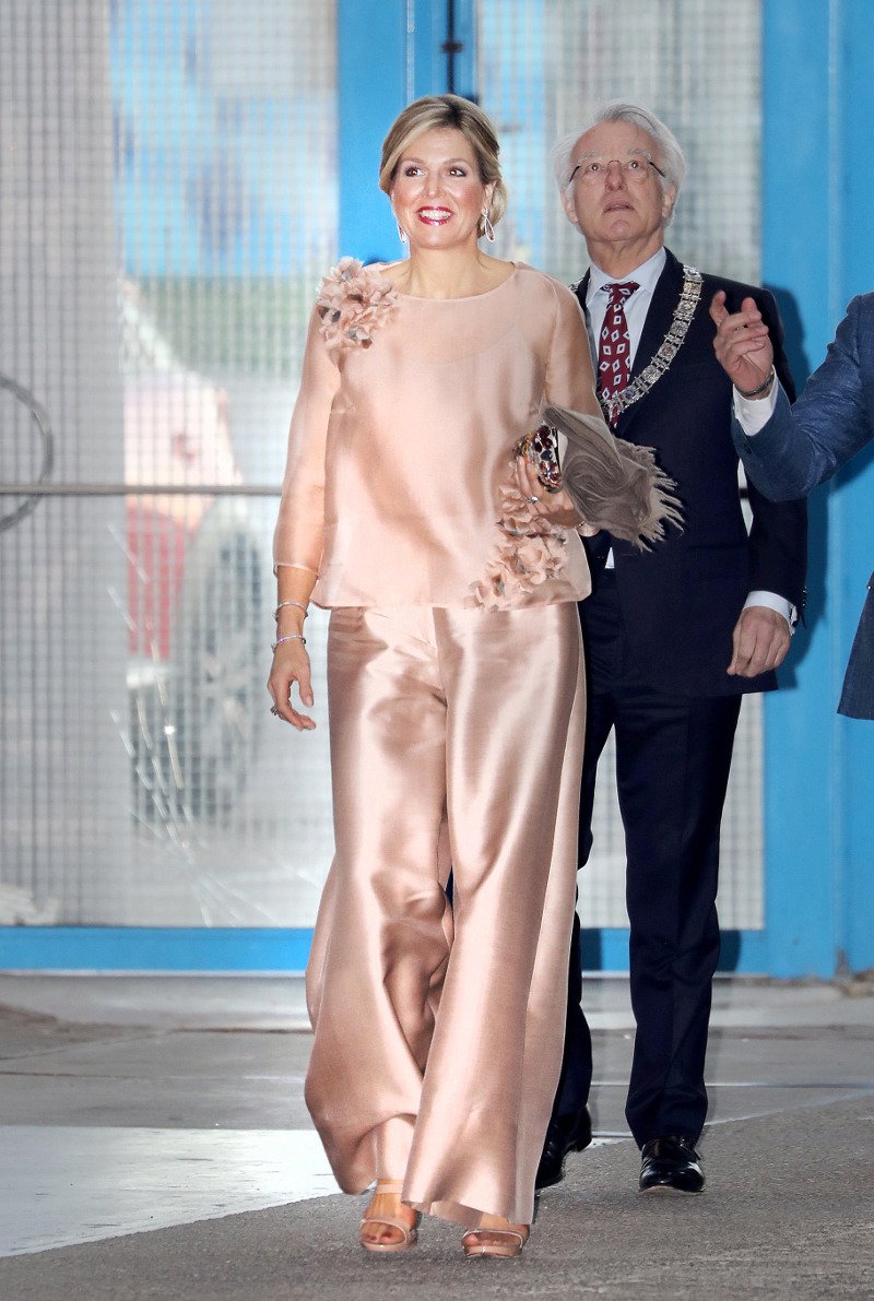 25 σύγχρονες σταχτοπούτες -Στιλάτες κοινές θνητές που παντρεύτηκαν πρίγκιπες και έγιναν... βασίλισσες [εικόνες] | iefimerida.gr 17