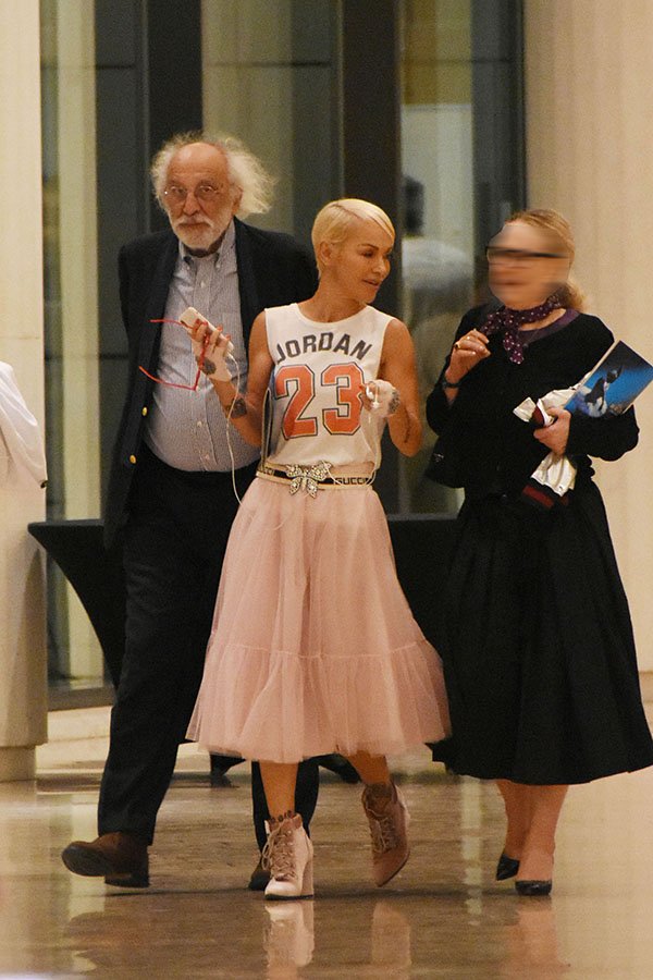 Λυκουρέζος και Καλογρίδη στο Μέγαρο Μουσικής -Δείτε τι φορούσε η ηθοποιός [εικόνες] | iefimerida.gr 5