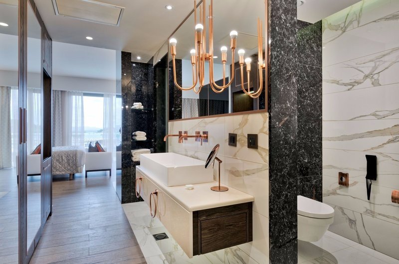 Το ξενοδοχείο στη Χαλκιδική που θυμίζει... Γαλλική Πολυνησία [εικόνες] | iefimerida.gr 12