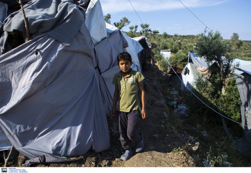  Οδοιπορικό στον καταυλισμό της Μόριας -Σκηνές, άνθρωποι στο χώμα και ακαθαρσίες παντού [εικόνες] | iefimerida.gr 1