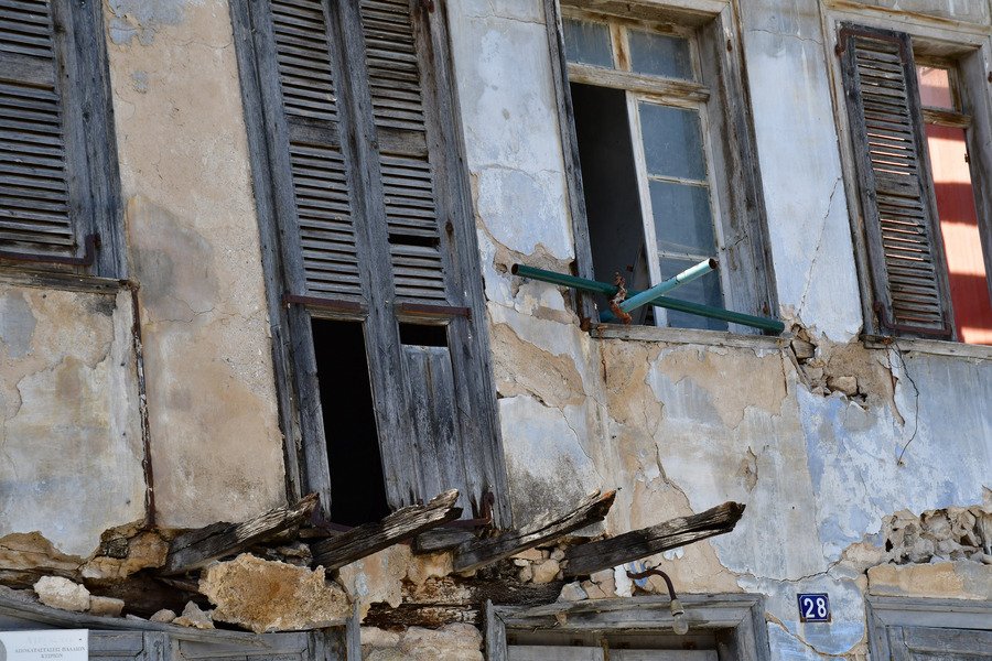 Ναύπλιο: Ιστορικά κτίρια της παλιάς πόλης είναι ετοιμόρροπα από τη φθορά του χρόνου -«Φωνάζουν» οι κάτοικοι [εικόνες] | iefimerida.gr 4