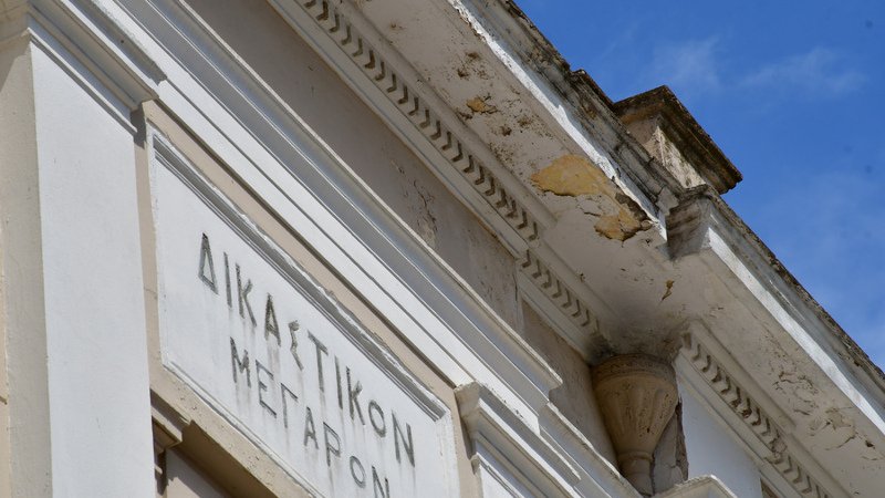 Ναύπλιο: Ιστορικά κτίρια της παλιάς πόλης είναι ετοιμόρροπα από τη φθορά του χρόνου -«Φωνάζουν» οι κάτοικοι [εικόνες] | iefimerida.gr 0