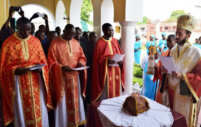 Σε κλίμα κατάνυξης τα εγκαίνια της Αγίας Φωτεινής στο Κονγκό -Οι χριστιανοί ορθόδοξοι της Αφρικής [εικόνες]  | iefimerida.gr 11