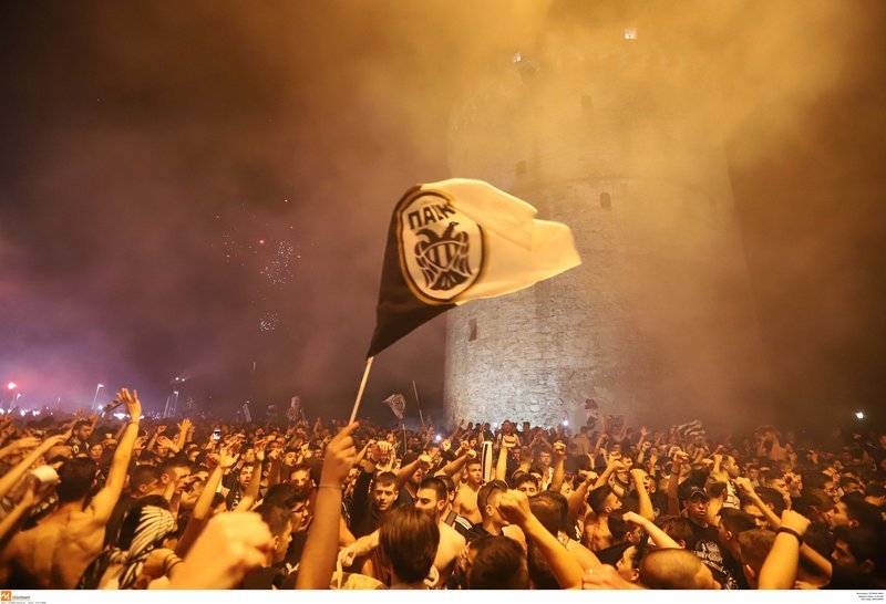 Αποθέωση για τον ΠΑΟΚ στη Θεσσαλονίκη -Πανηγυρισμοί μέχρι τα ξημερώματα [εικόνες & βίντεο] | iefimerida.gr 5