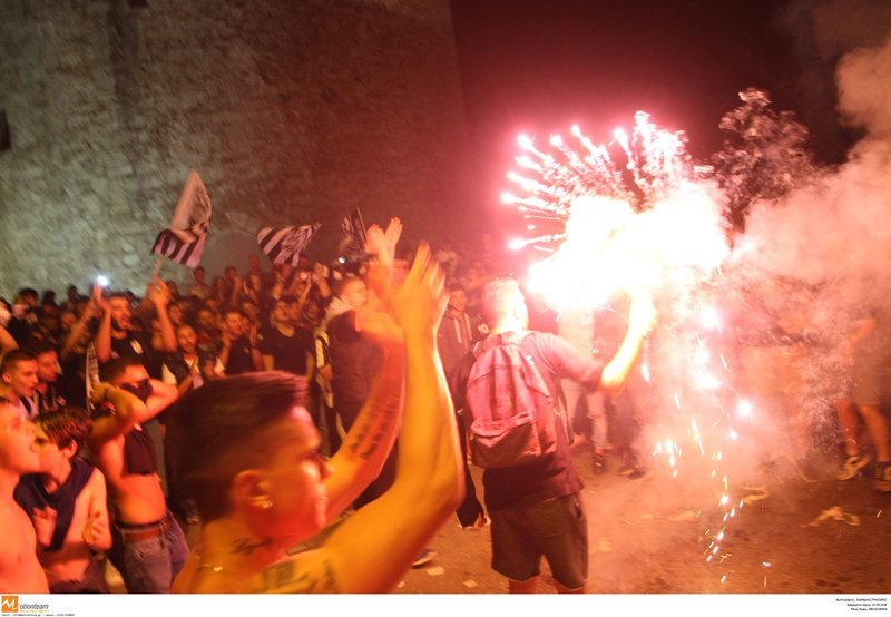 Αποθέωση για τον ΠΑΟΚ στη Θεσσαλονίκη -Πανηγυρισμοί μέχρι τα ξημερώματα [εικόνες & βίντεο] | iefimerida.gr 4