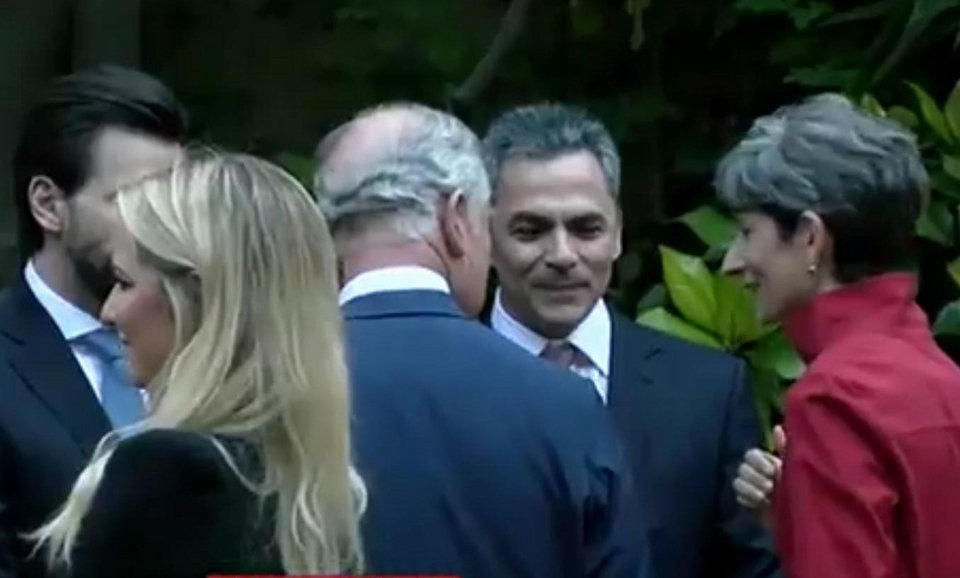 Δεξίωση στην βρετανική πρεσβεία για Κάρολο και Καμίλα -Ποιοι παραβρέθηκαν [εικόνες] | iefimerida.gr 1