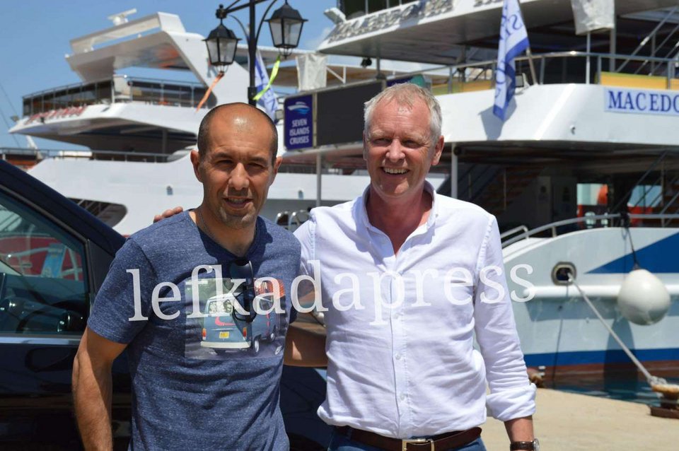 Στη Λευκάδα ο πρώην τεχνικός του Ολυμπιακού, Λεονάρντο Ζαρντίμ [εικόνες] | iefimerida.gr 2