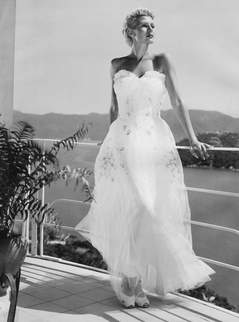 25 σύγχρονες σταχτοπούτες -Στιλάτες κοινές θνητές που παντρεύτηκαν πρίγκιπες και έγιναν... βασίλισσες [εικόνες] | iefimerida.gr 3